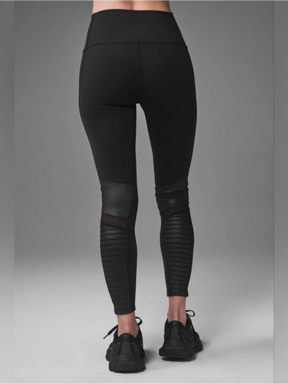 Alo Moto Leggings – Black | Size XS